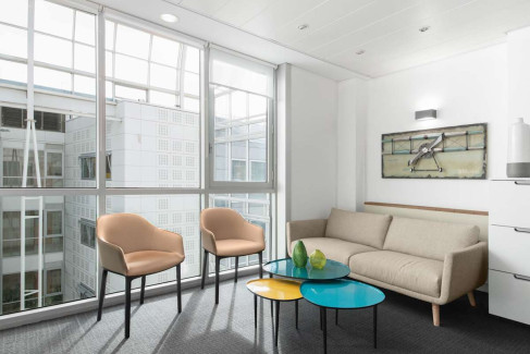 Office: Le Dome, 1 Rue de la Haye, Roissy, 93290