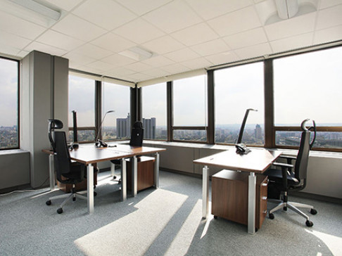 Office: Tour Montparnasse, 33 avenue du Maine, Paris, 75015