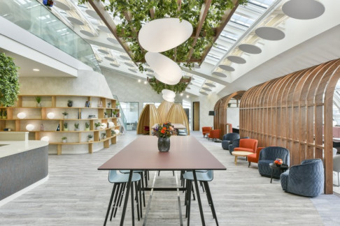 Office: Park Street, 116 Park Street, London W1K 6AF