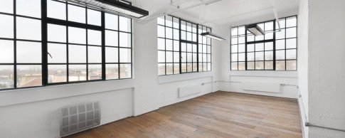 Office: Parkhall Business Centre, Martell Road, London, Se21 8EN