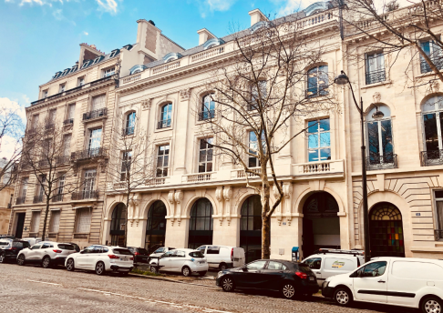 Office: Patchwork I&eacute;na, 49 avenue d'I&eacute;na, Paris, 75116