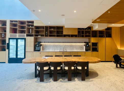 Office: Patchwork Montholon, 26 rue de Montholon, Paris, 75009