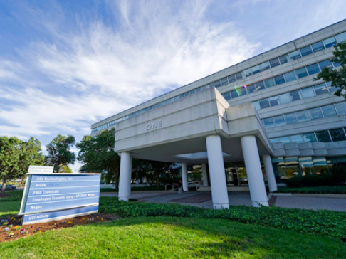 Office: Pennsylvania, International Plaza, 1 International Plaza, Philadelphia, PA 19113