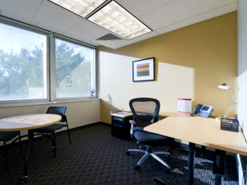 Office: Pennsylvania, International Plaza, 1 International Plaza, Philadelphia, PA 19113