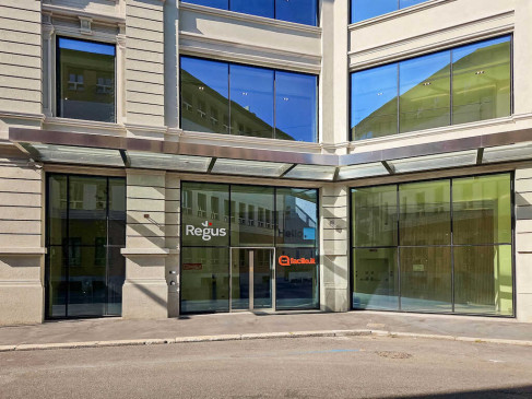 Office: Via Sannio, 3, Milan, 20137