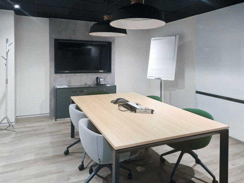 Office: Via Sannio, 3, Milan, 20137
