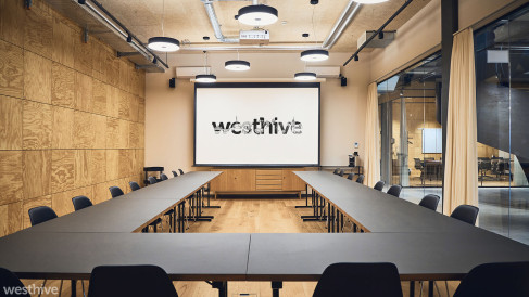 Office: Place Pont-Rouge, Esplanade de, Lancy, 1212