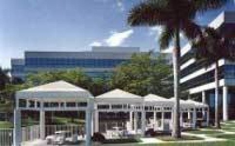 Office: Plantation Centre, Plantation, Fort Lauderdale, 33324