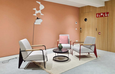 Office: V&iacute;a Augusta 123, Barcelona, 08006