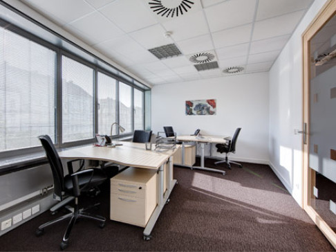 Office: Zlaty Andel, 2nd Floor, Prague, 150 00