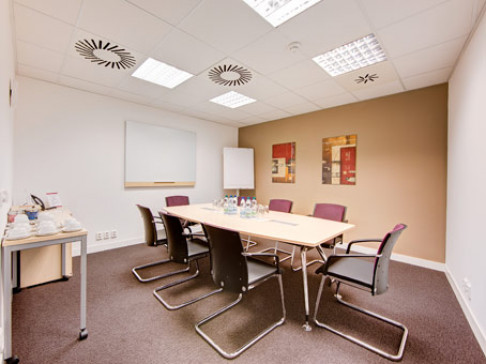 Office: Zlaty Andel, 2nd Floor, Prague, 150 00