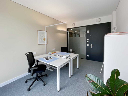 Office: Greifswalder Strasse 226, Berlin, 10405