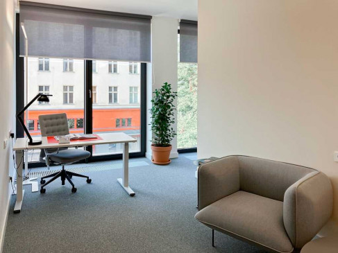 Office: Greifswalder Strasse 226, Berlin, 10405