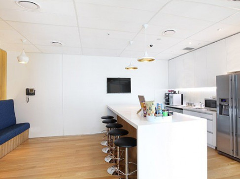 Office: PwC Tower, Quay Street, Auckland
