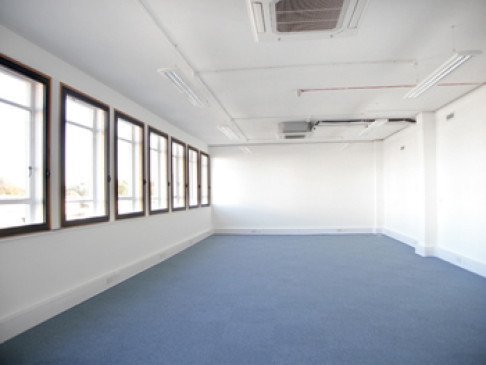 Office: Q West - Brentford, London, TW8