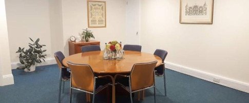 Office: Queen Street, 4 Queen Street, Bath BA1 1HE