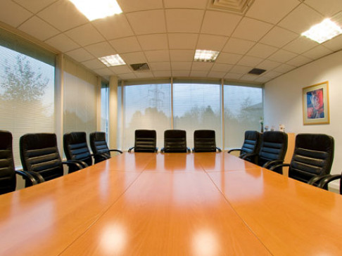 Office: Theale, Parkview, Reading, RG7 4TY