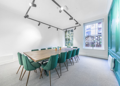 Office: Red Lion Square, The Barbon Buildings, London, WC1R 4QH