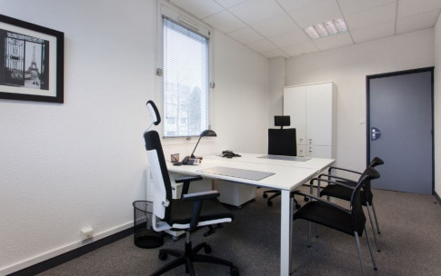 Office: Avenue Henri Freville, Rennes, 35207