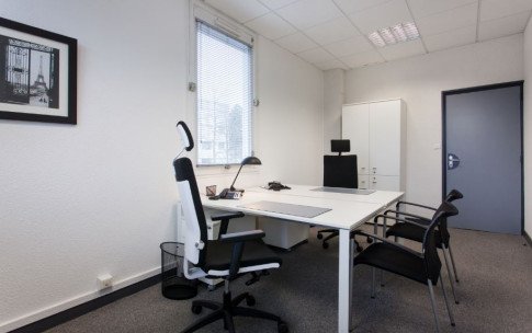 Office: Avenue Henri Freville, Rennes, 35207