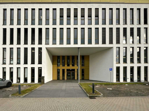 Office: Rheinpromenade 4a, Monheim am Rhein, 40789