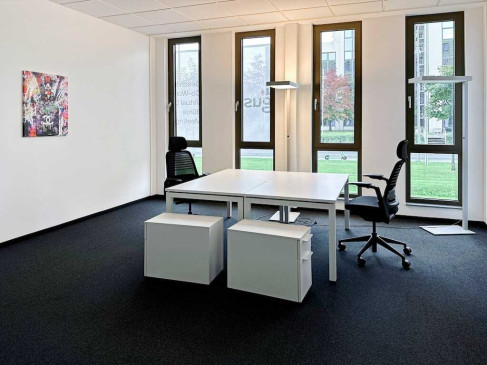 Office: Rheinpromenade 4a, Monheim am Rhein, 40789