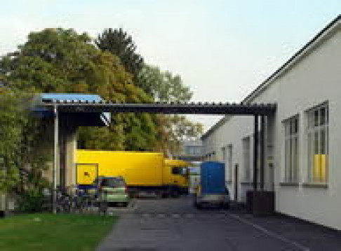 Office: Riedinger Straße, Bayreuth, 95448