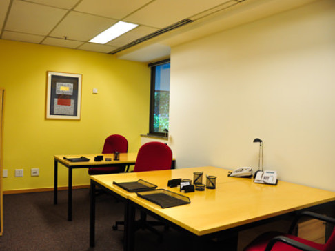 Office: Mourisco Botafogo, Praia de Botafogo, 501, Rio de Janeiro, 22250-040