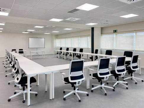 Office: Calle Marie Curie, 9-15, edificio B - Bioma, 4&ordf; planta, Madrid, 28521