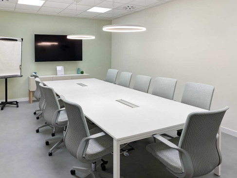 Office: Calle Marie Curie, 9-15, edificio B - Bioma, 4&ordf; planta, Madrid, 28521