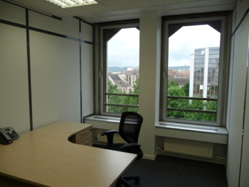 Office: Avenue de Bretagne, Rouen, 76100