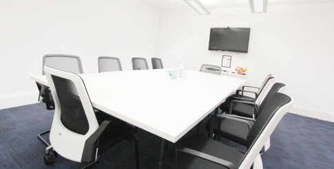 Office: Royal Exchange, Royal Exchange Avenue, London, EC3V 3LT