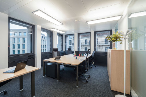 Office: Rue de la Cit&eacute;, Multiburo Gen&egrave;ve Bel-Air, Geneva, 1204