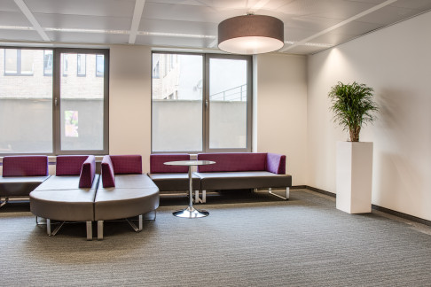 Office: Rue du Commerce, Brussels