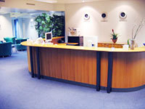 Office: Rue du Rhone, Geneva, 1204