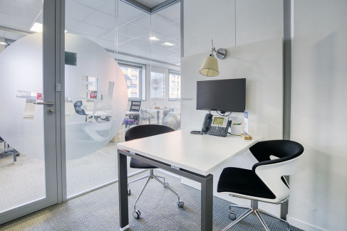 Office: Rue Maurice Flandin, 27 Rue Maurice Flandin, Lyon