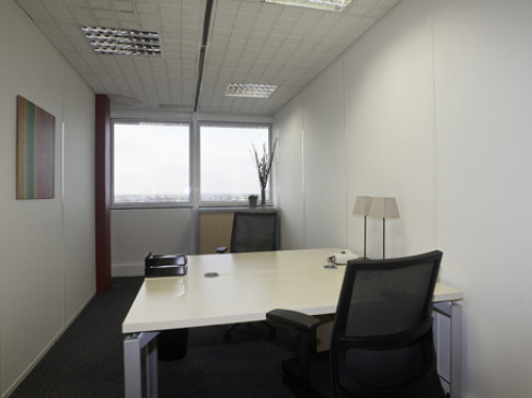 Office: Rueil-Malmaison, Tour Albert Ier, Paris, 92507