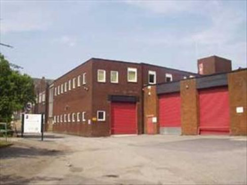 Office: Saddleworth Business Centre, Oldham, OL3