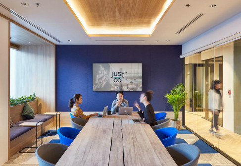 Office: Samyan Mitrtown, No. 944 Rama 4 Road, Bangkok 10330