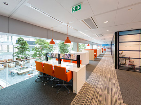Office: The Base, The Base B, Schiphol, 1118 CN