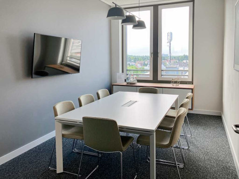 Office: Ostendstrasse 111, Nuremberg, 90482