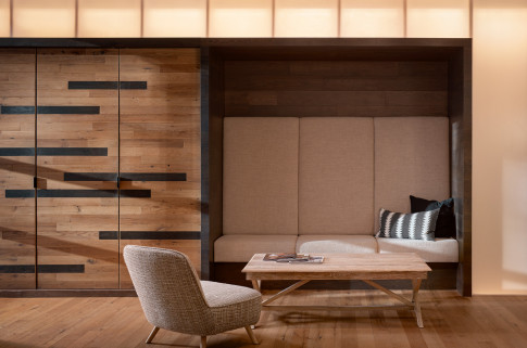 Office: Hollywood, Barton Ave, Los Angeles, 90038