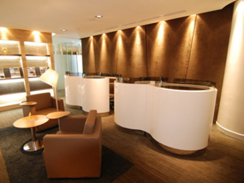 Office: Aurora, 11/F Aurora Plaza, Shanghai, 200120