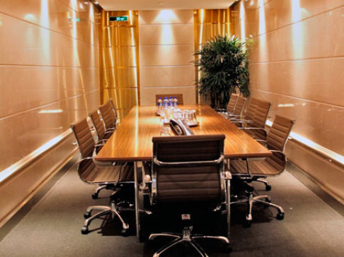 Office: Aurora, 11/F Aurora Plaza, Shanghai, 200120