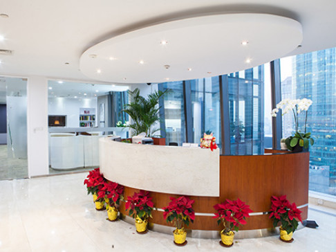 Office: BEA Finance Tower, 15/F BEA Finance Tower, Shanghai, 200120