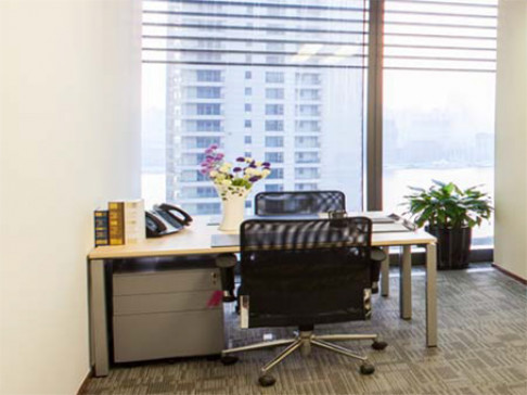 Office: BEA Finance Tower, 15/F BEA Finance Tower, Shanghai, 200120