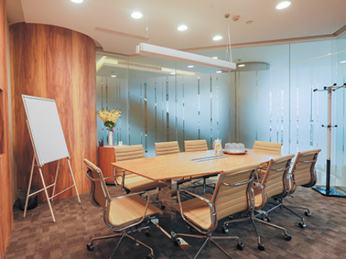 Office: Central Plaza, 2/F, Central Plaza, Shanghai, 200003