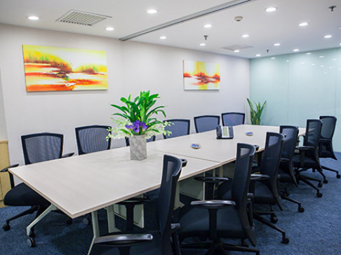 Office: Hong Kong Plaza, Middle Huai Hai Road, Shanghai, 200021