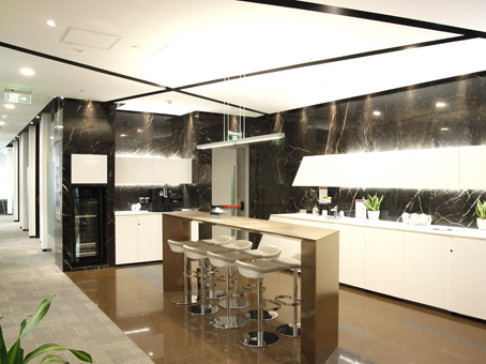 Office: ICC, 7/F, One ICC, ICC, Shanghai, 200031