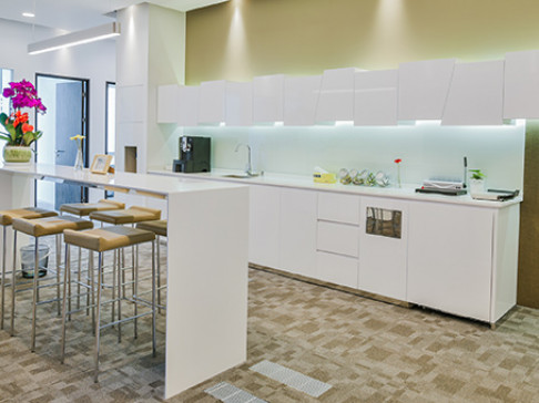 Office: Oriental Financial Centre, 7/F, Oriental Financial Center, Shanghai, 200120